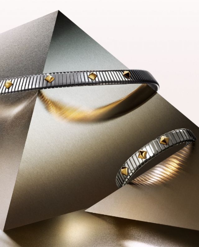 لمسة تصميم تكمّل ساعة 