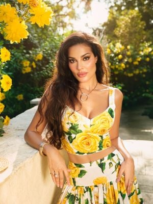 نجمات يعتمدن مفهوم الاستدامة: بين الوعي والتأثير الحقيقي