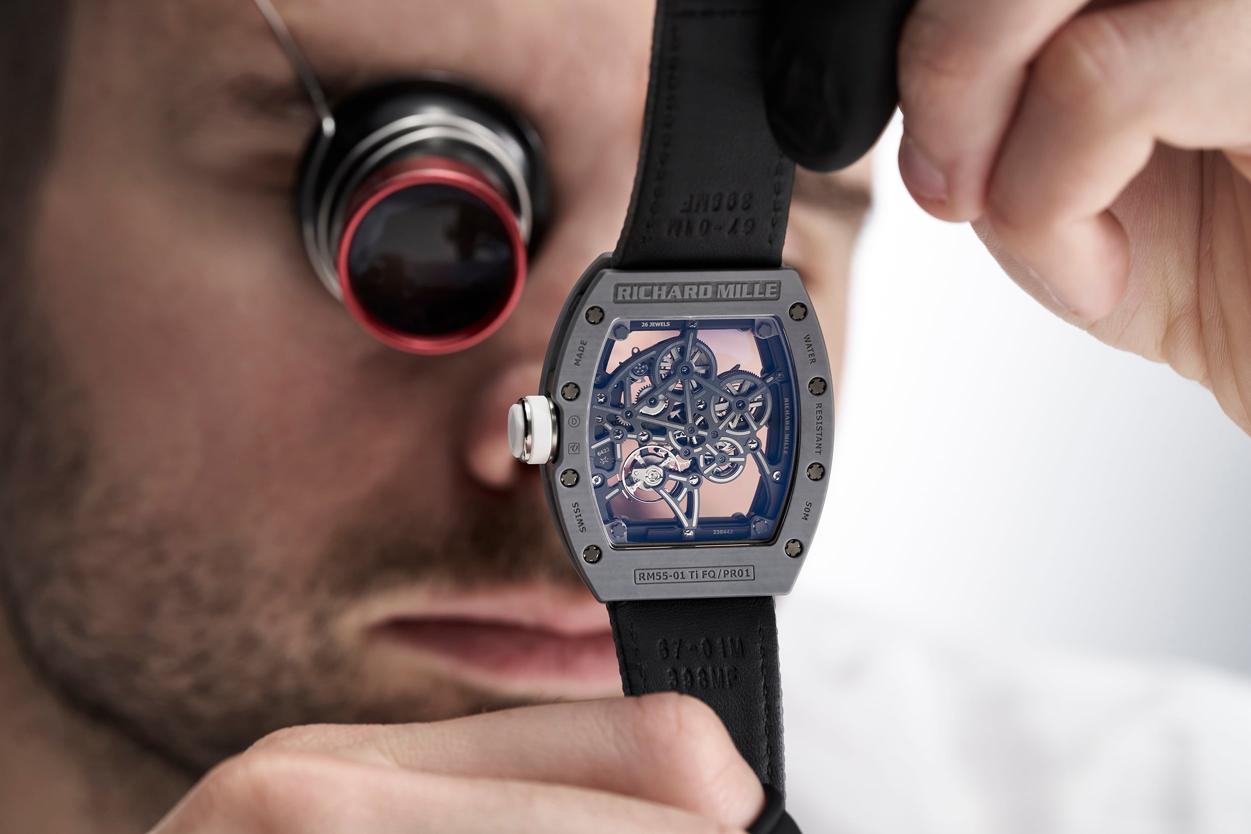 ساعة RM 55-01 من Richard Mille تتميز ببنية مفرغة خفيفة تجمع بين القوة والابتكار