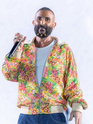  أحمد سعد يروّج لألبومه "الفرفوش" بأسئلة طريفة لمتابعيه (فيديو)