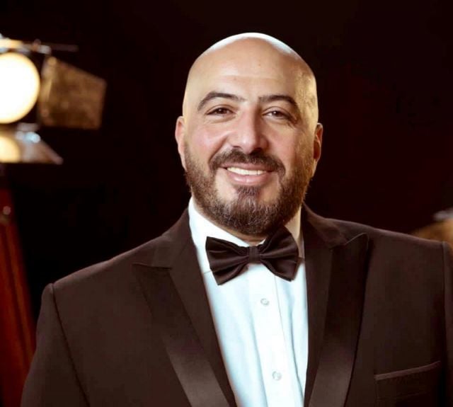  مجدي الهواري يطلب الدعاء بعد إصابته في الكتف 