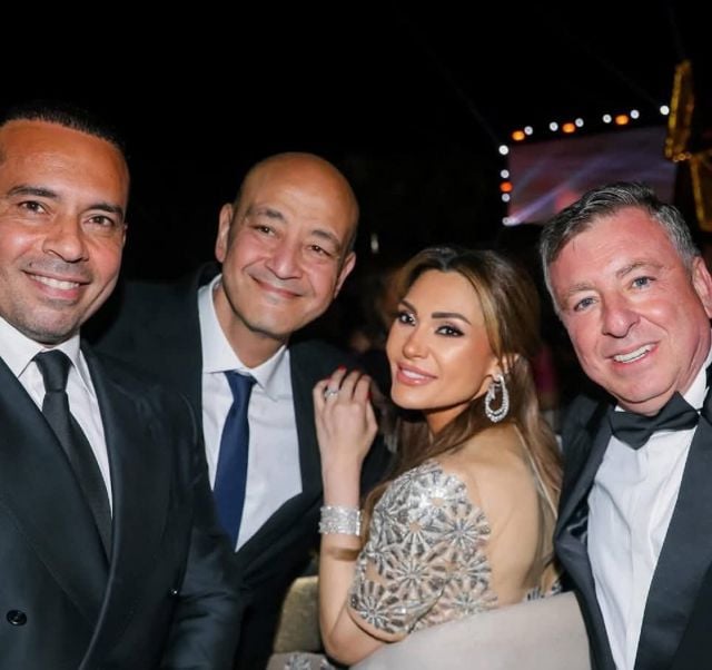 صور خاصة تكشف زواج عمرو أديب ودينا طلعت