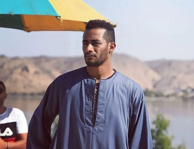 محمد رمضان يفاجئ متابعيه بـ