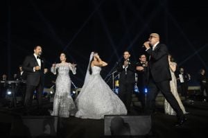 يسرا وياسر جلال ونجوم الفن يحتفلون مع عماد زيادة بزفاف ابنة شقيقه (فيديو وصور)