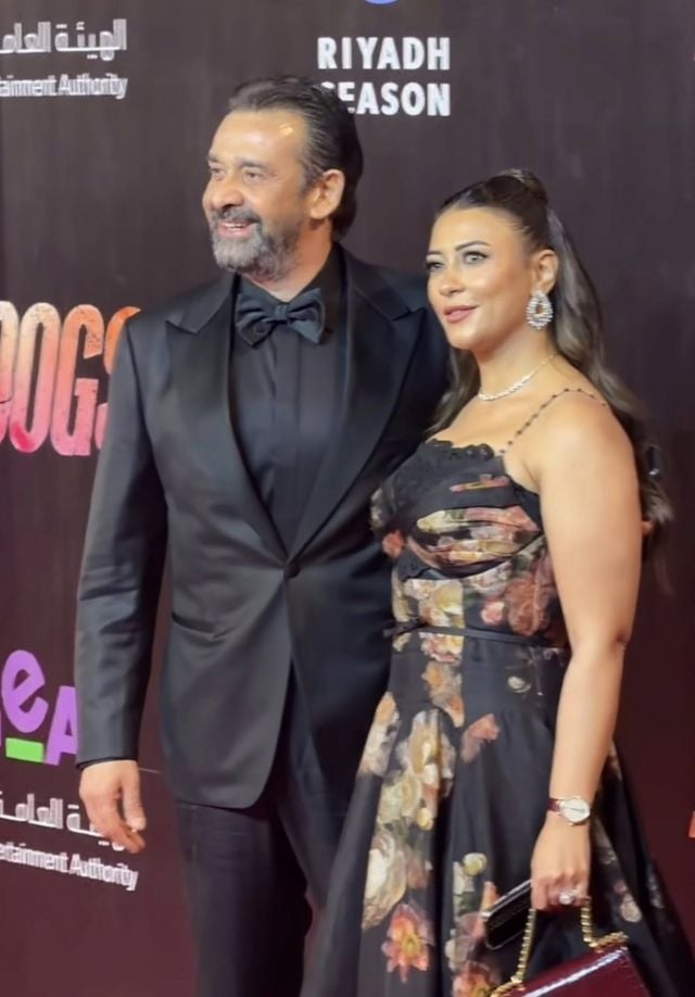كريم عبدالعزيز وزوجته هايدي