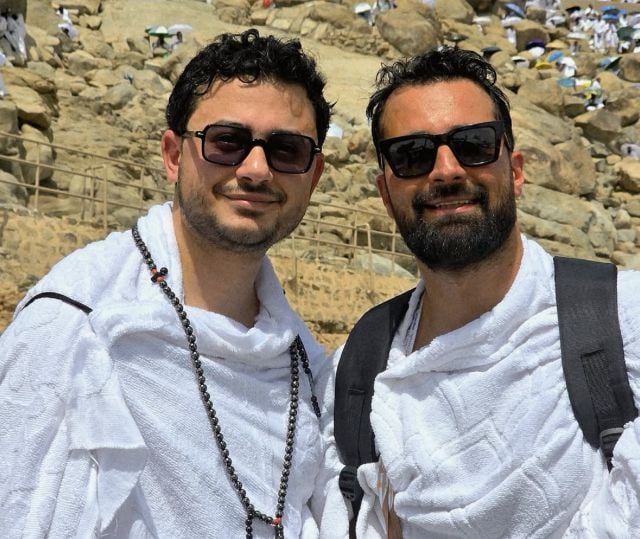 أحمد حاتم ومصطفى عاطف في الحج