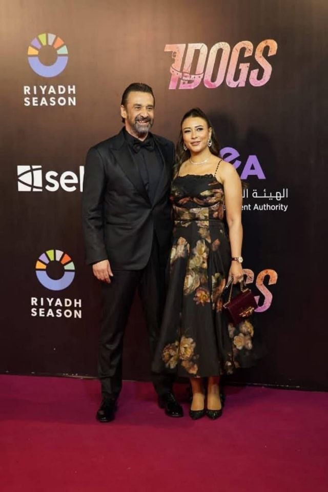 كريم عبد العزيز وزوجته هايدي