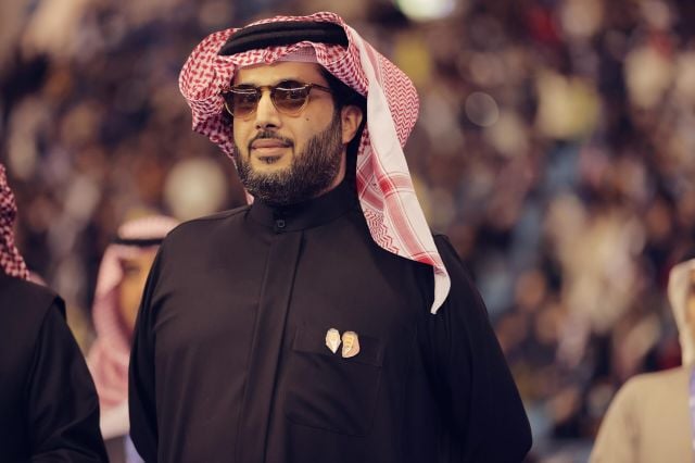 تركي آل الشيخ بلفتة إنسانية تجاه فنان مصري