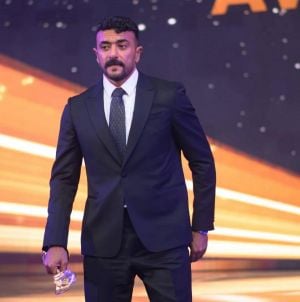 أحمد العوضي يحسم جدل ارتباطه عاطفياً