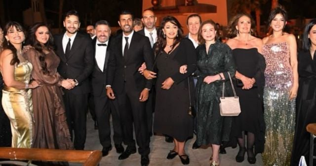 حفل زفاف ابن ادوارد بحضور النجوم