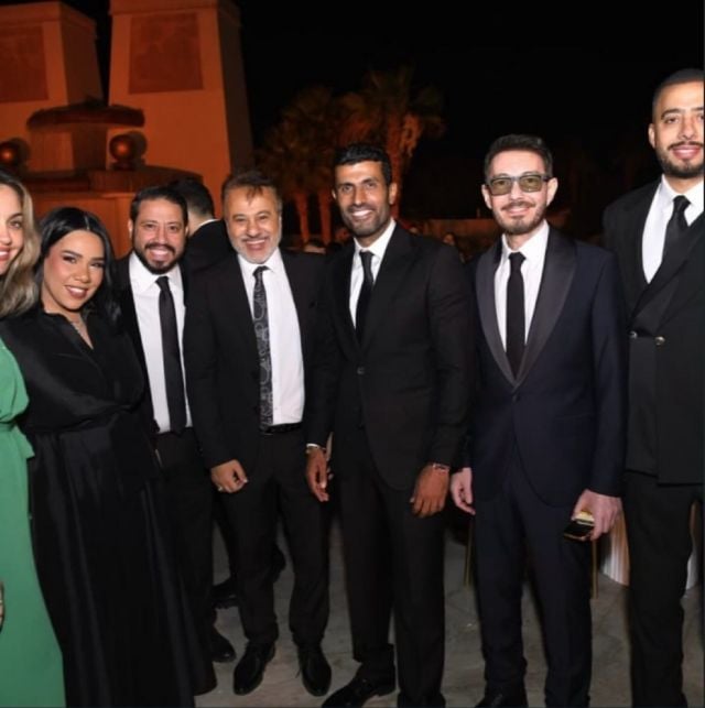 نجوم الفن في زفاف ابن ادوارد