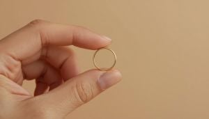 تعرف على تفسير لبس خاتم ذهب في المنام للمتزوجة وغيرها من الحالات الاجتماعية