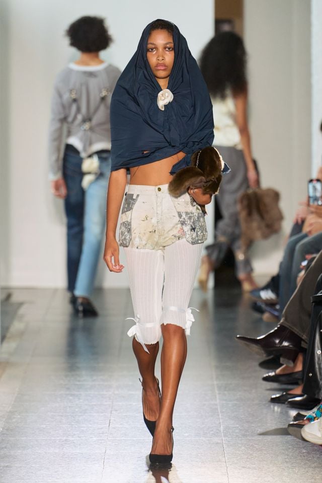 فاشن إيست ربيع 2026 Fashion East