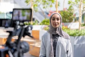 نتفليكس و"آفاق" تطلقان برنامجاً جديداً لصانعات الأفلام الواعدات في العالم العربي