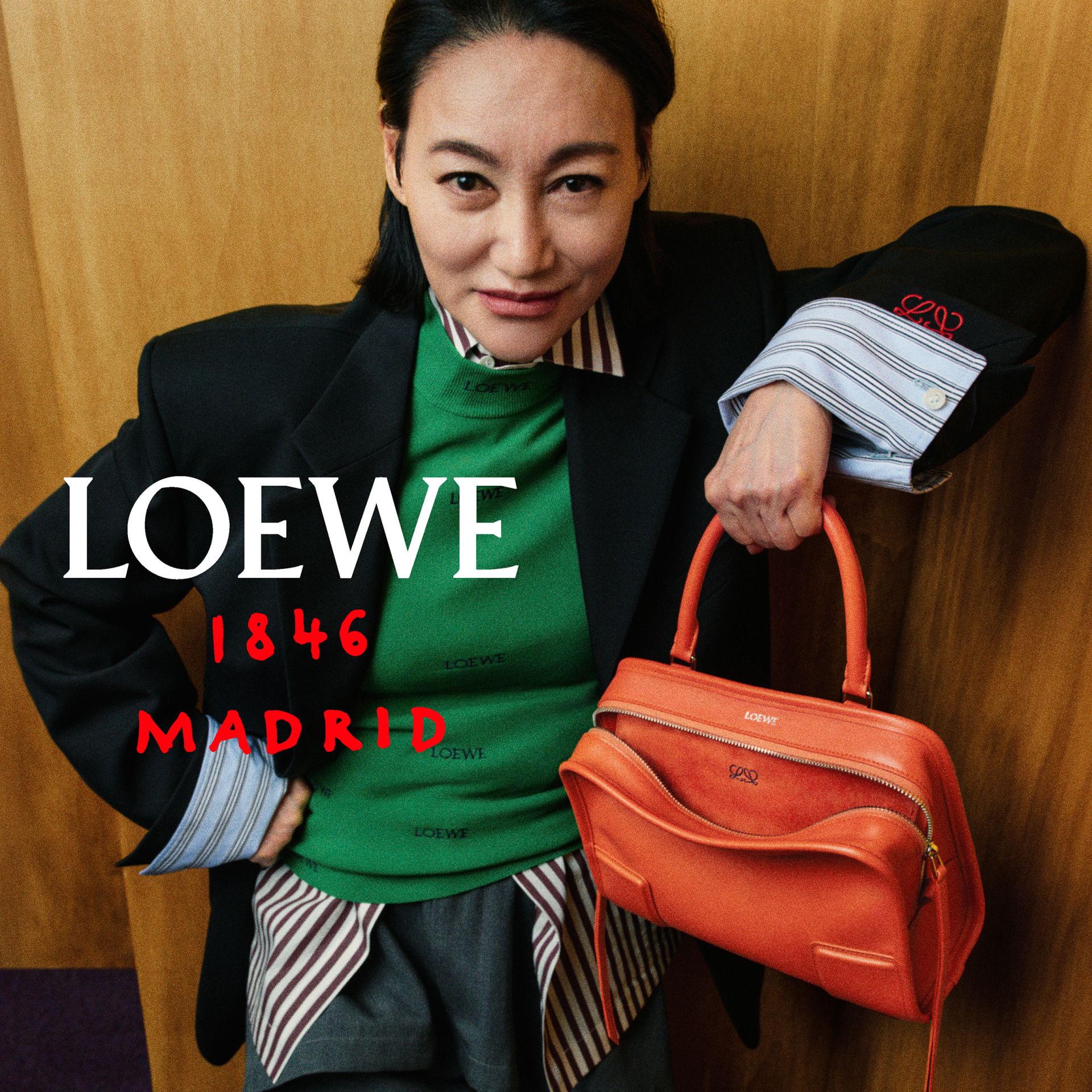 كارا واي في حملة LOEWE 180