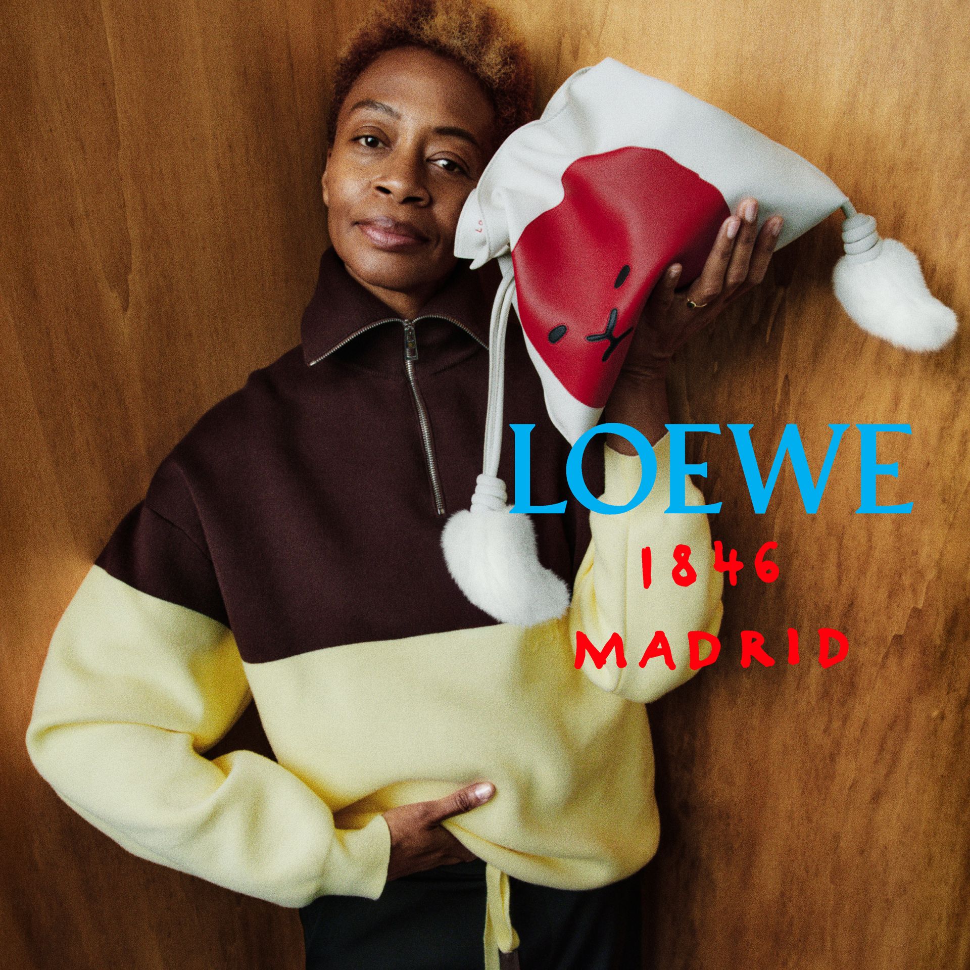 كارا والكر في حملة LOEWE 180