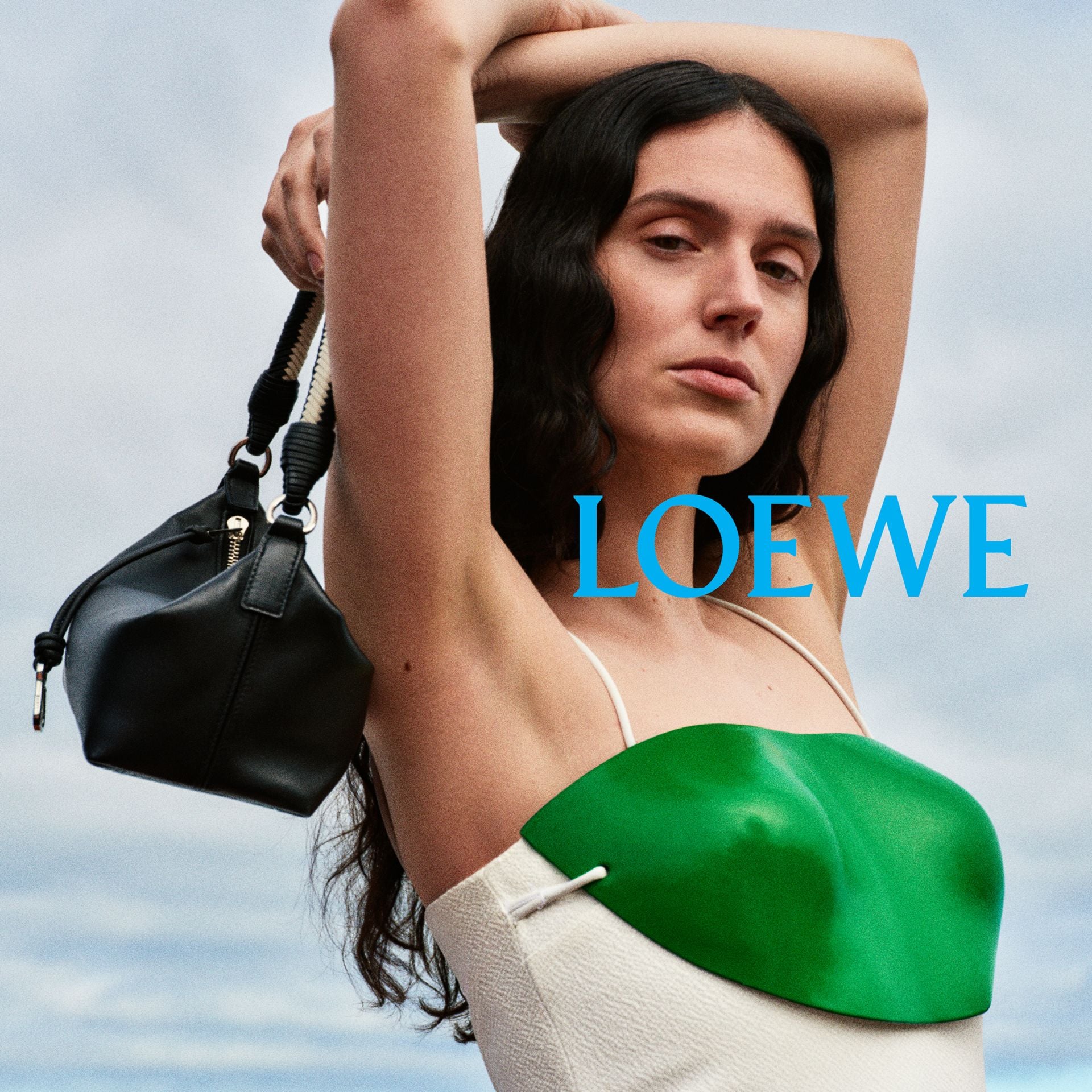 حملة مجموعة ما قبل خريف وشتاء 2026 من LOEWE – إيفا فيكتور