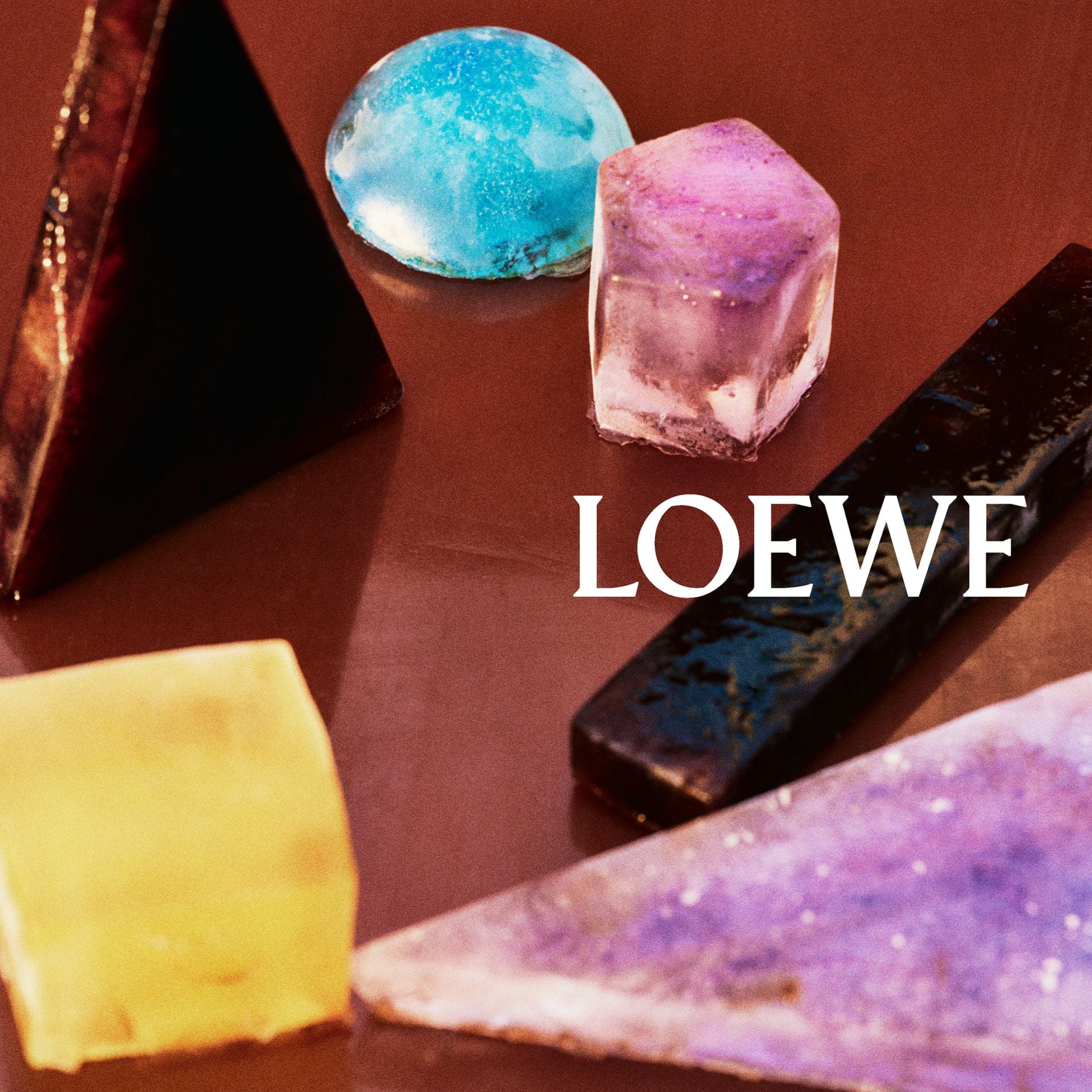 حملة مجموعة ما قبل خريف وشتاء 2026 من LOEWE