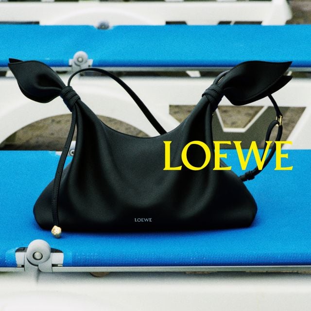 حملة مجموعة ما قبل خريف وشتاء 2026 من LOEWE – حقيبة وشاح