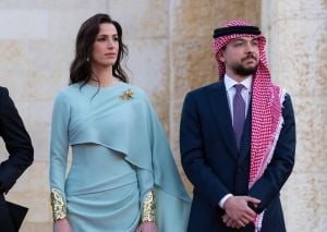 الأميرة رجوة الحسين... لمسة عصرية محتشمة تحافظ على التراث