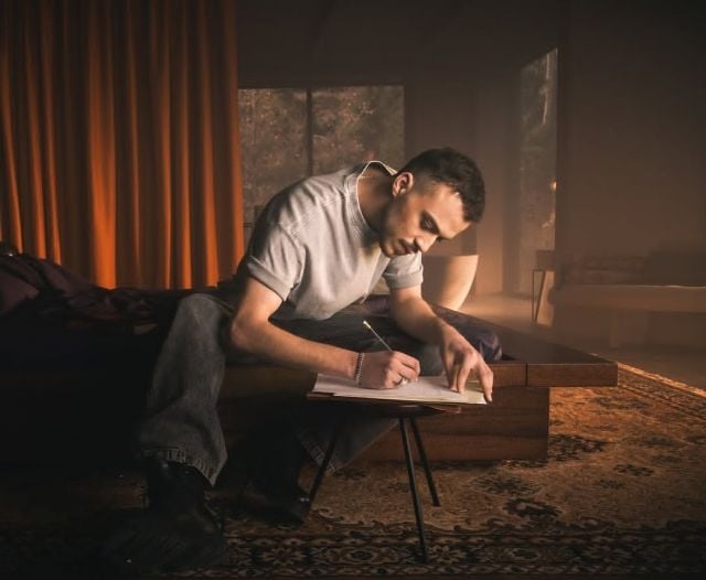 حسام السيلاوي يقرر استكمال علاجه النفسي