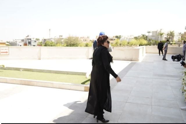 لبلبة في جنازة هاني شاكر