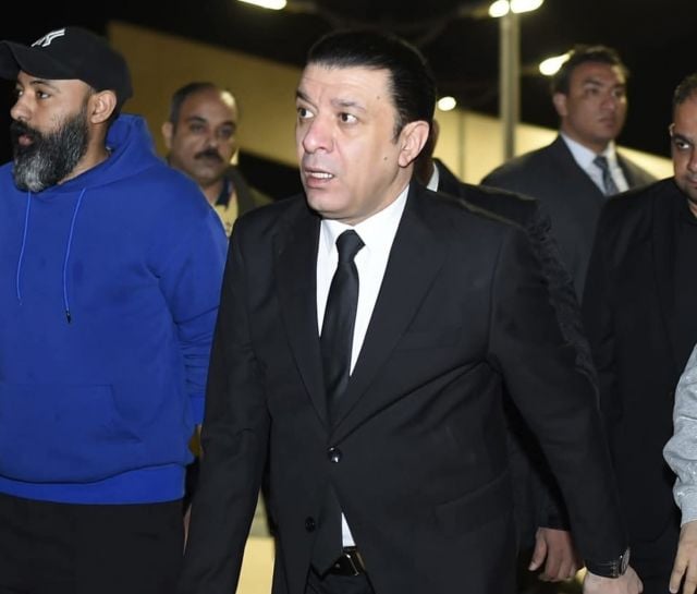 مصطفى كامل في عزاء الراحل هاني شاكر