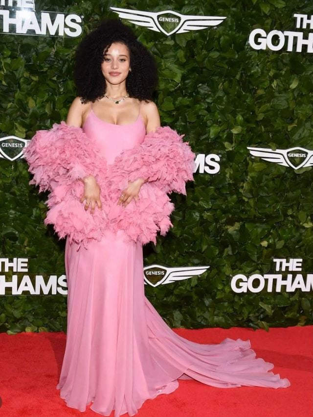 النجمات يتألقن بأفخم الفساتين في Gotham TV Awards 2026