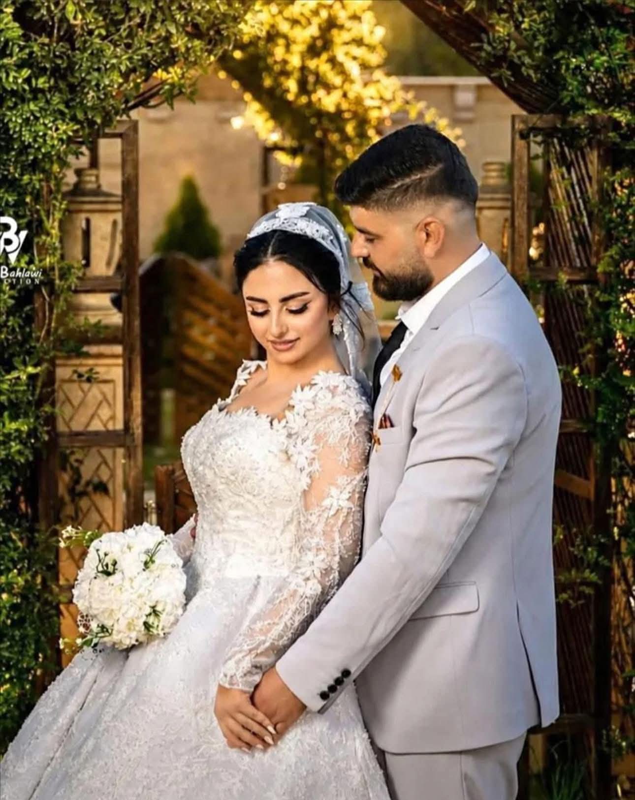 الإعلامية السورية دعاء سلو يوم زفافها الإعلامية السورية دعاء سلو يوم زفافها