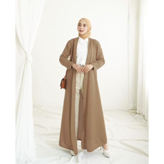 ستايلات كارديجان طويل للمحجبات
