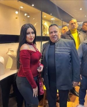 زوجة صبري نخنوخ تدخل في أزمة التحفّظ على ممتلكاته والنيابة تستدعيها