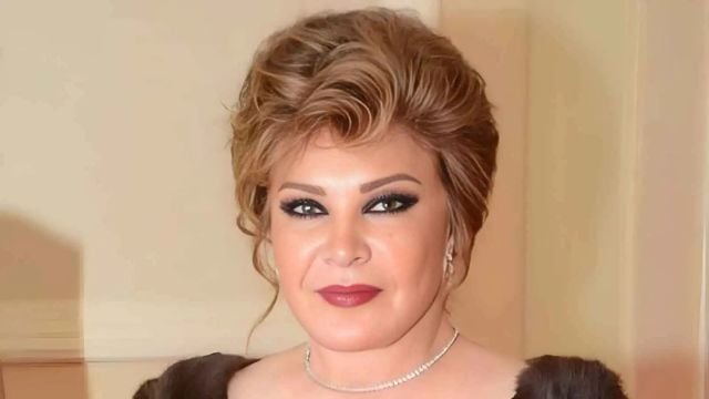 صفية العمري: صلاح السعدني صفعني مرتين.. وهذه حقيقة اعتزالي (فيديو)