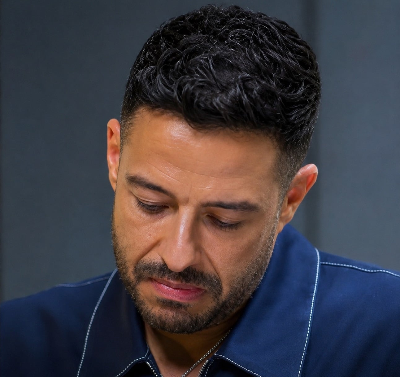 محمد حماقي لم يتمالك دموعه في الحديث عن والده محمد حماقي لم يتمالك دموعه في الحديث عن والده