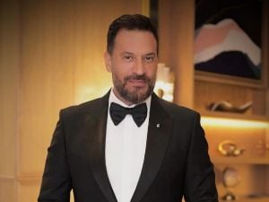 ماجد المصري يدعم لاعب المنتخب المصري محمد هاني بعد خطئه في مباراة أستراليا (فيديو)