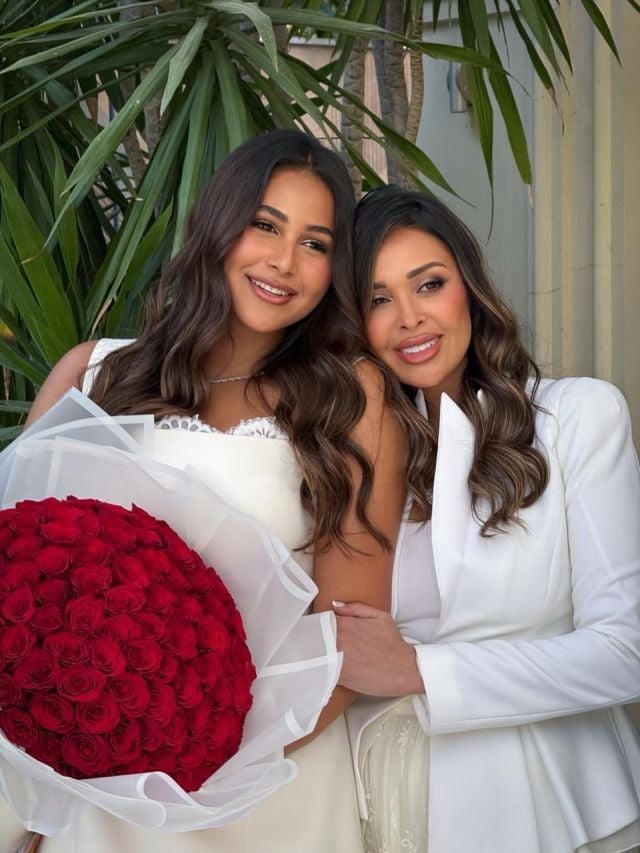 داليا البحيري مع ابنتها