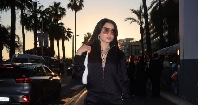 هيفاء وهبي تتألق بإطلالة كاجوال من Gucci وحقيبة أيقونية
