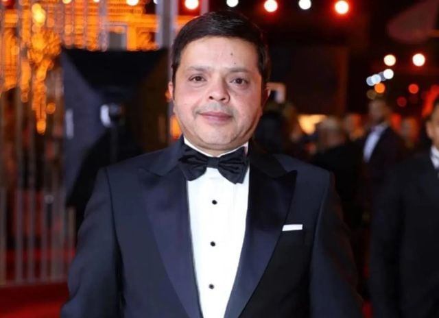  الجمهور يصدم محمد هنيدي قبل طرح فيلمه الجديد مع منى زكي (فيديو)