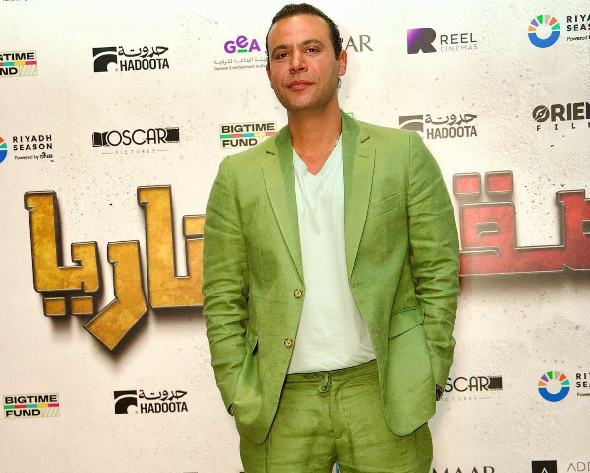 محمد إمام يكشف كواليس ظهور زوجته وابنتيه في عرض 