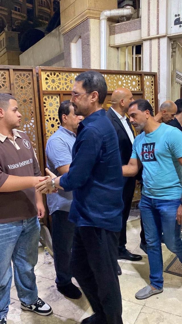 أحمد عيد يواسي أسرة صديقه المنتج الراحل ياسر صبحي
