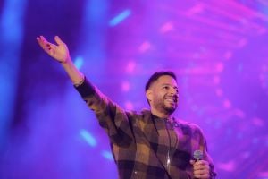 محمد حماقي برد أول على انتقادات أغنية "بحرية": قلة لا تُذكر