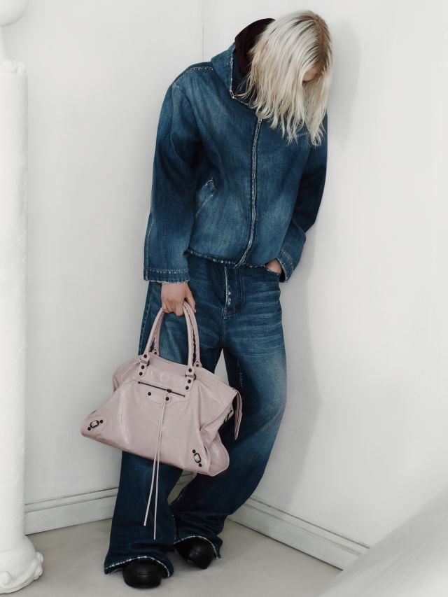 من مجموعة أزياء Balenciaga ربيع 2027