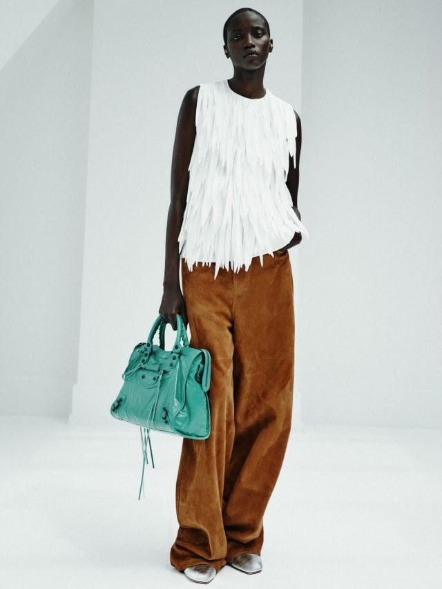 من مجموعة أزياء Balenciaga ربيع 2027