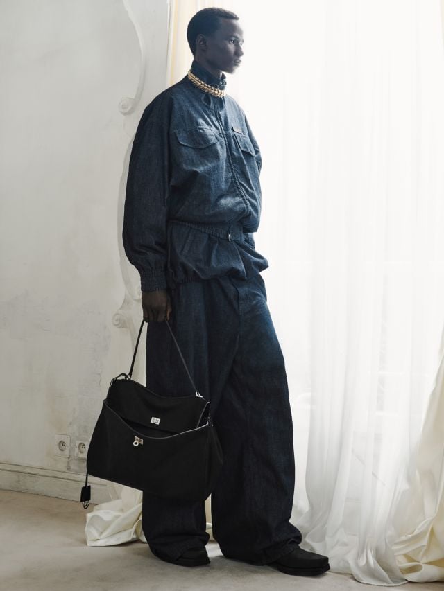 من مجموعة أزياء Balenciaga ربيع 2027