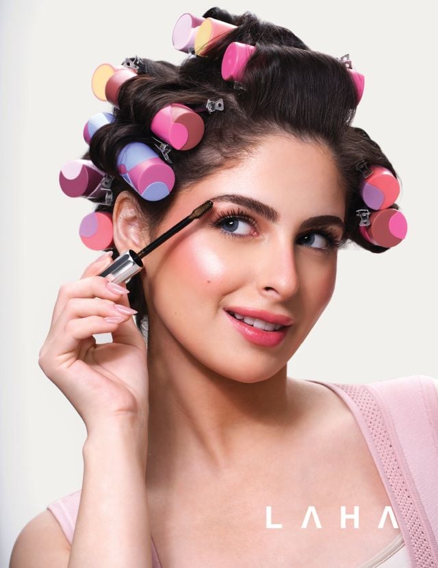 شمس الفارس تختار جمال Benefit المميز