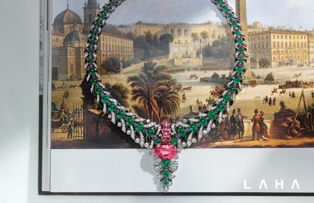 عقد Secret Garden من Bvlgari