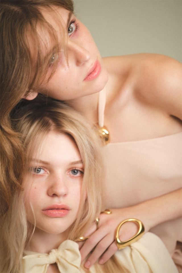 CHLOÉ ربيع 2027 رؤية جديدة للأنوثة