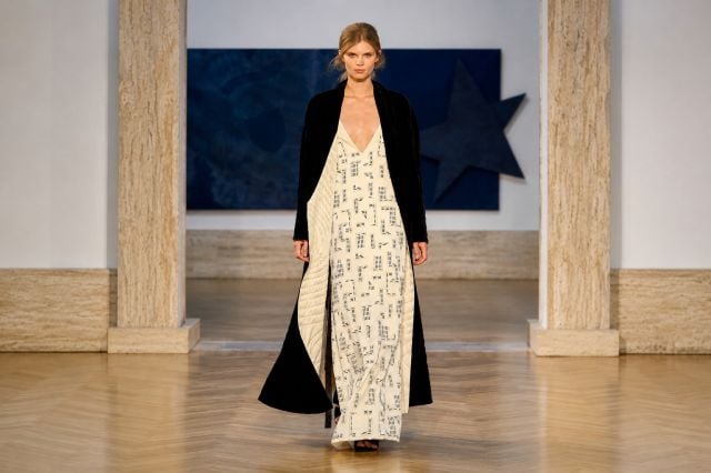 من مجموعة أزياء Fendi