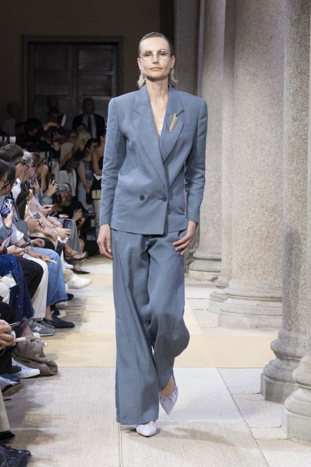 من مجموعة أزياء GIORGIO ARMANI ربيع/صيف 2027