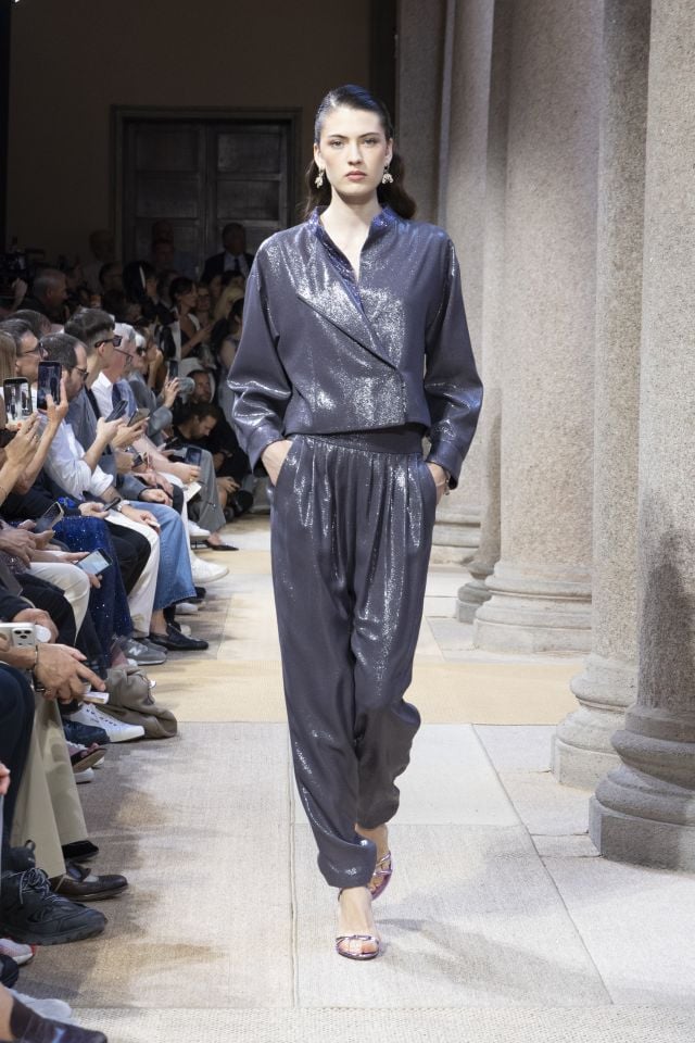 من مجموعة أزياء GIORGIO ARMANI ربيع/صيف 2027