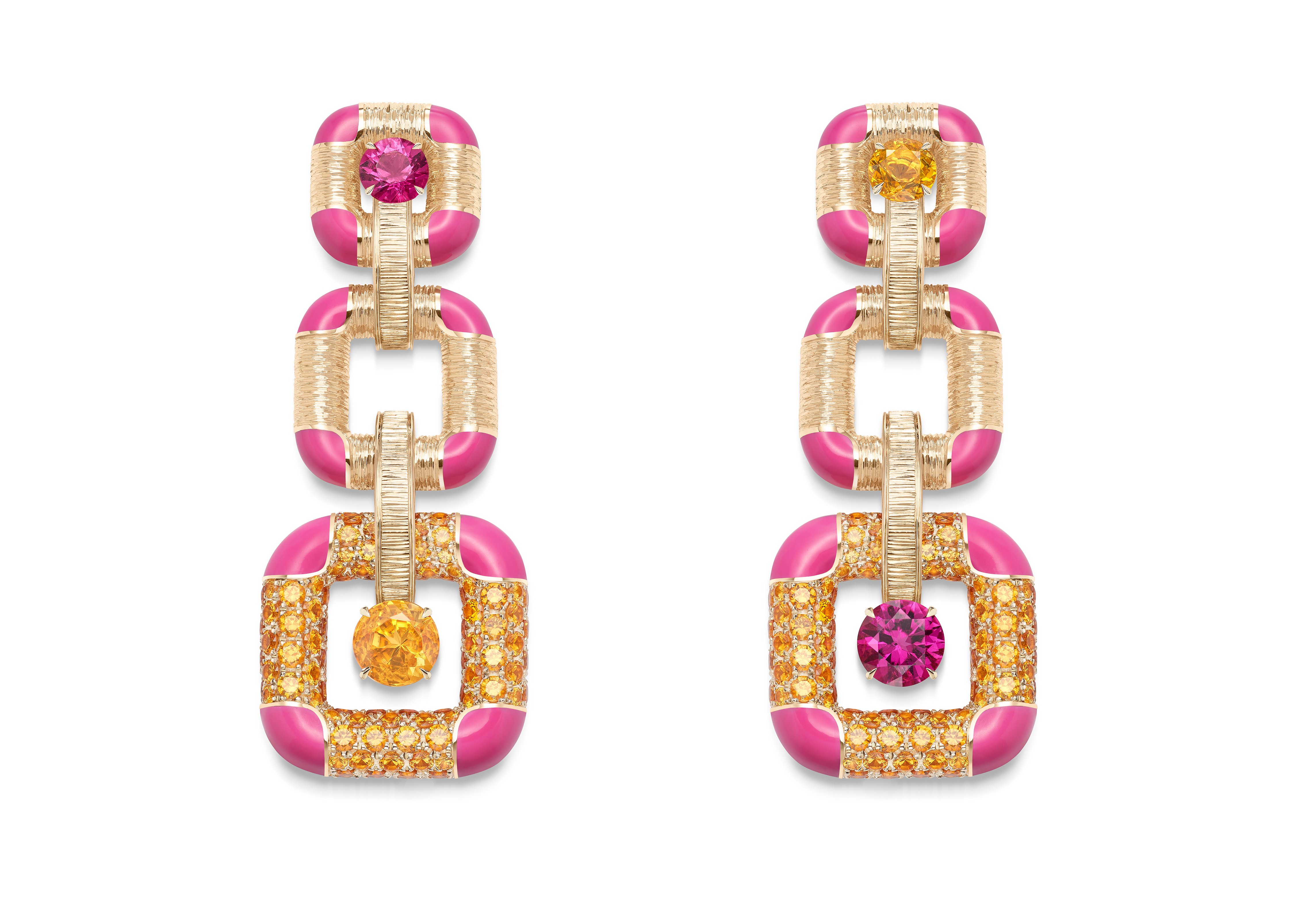 أقراط من مجموعة Colours of Extraleganza من Piaget